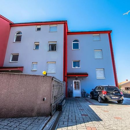 Apartments Saric Pula Buitenkant foto