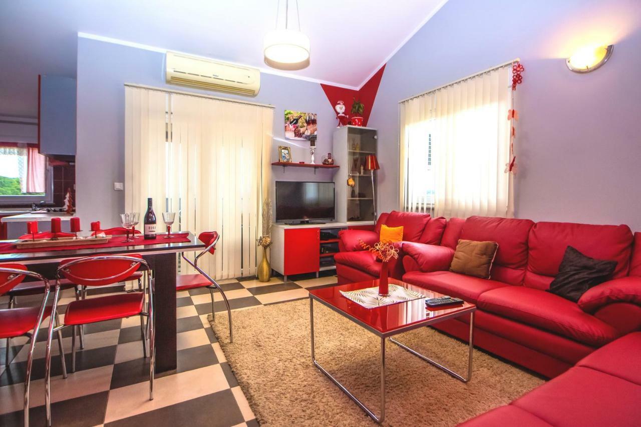 Apartments Saric Pula Buitenkant foto
