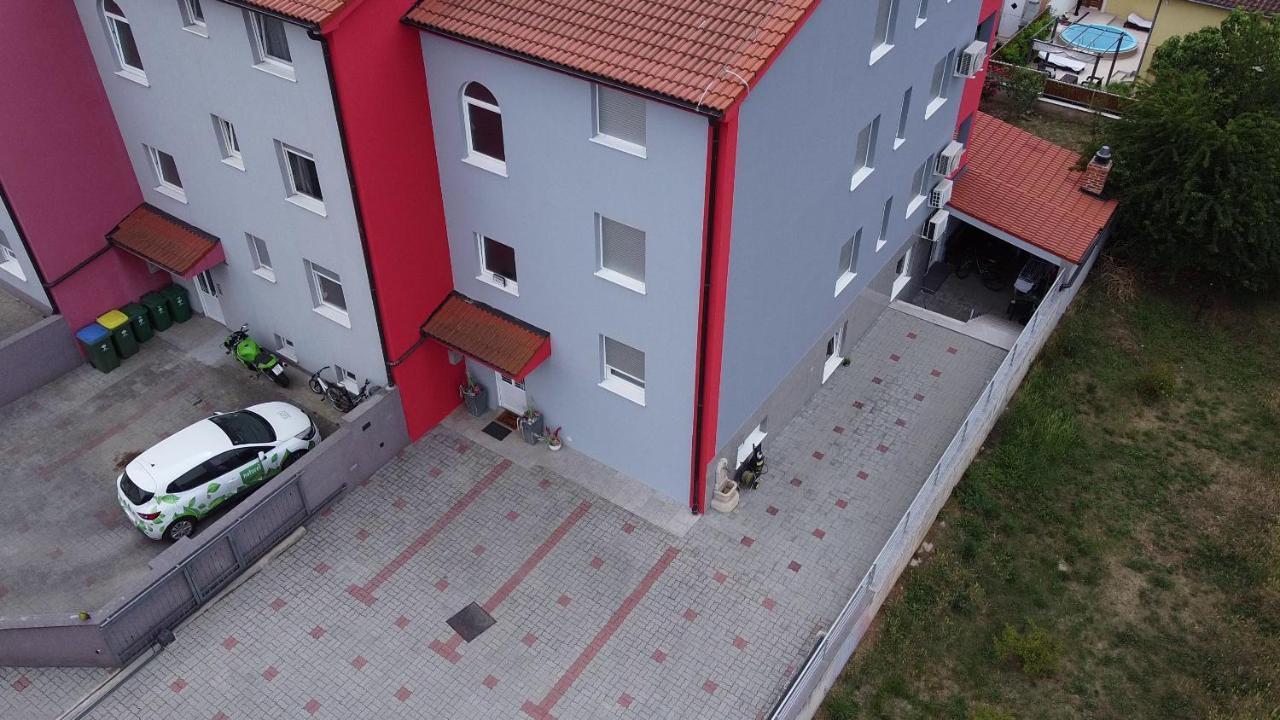 Apartments Saric Pula Buitenkant foto